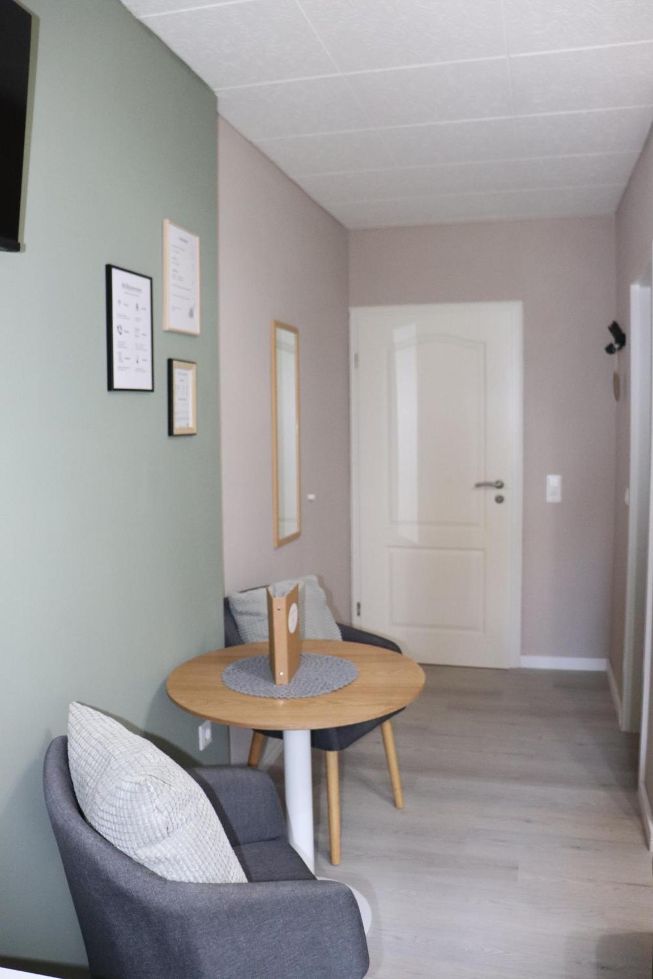 Pension Und Apartment Landhaus Fricke Calden Exterior photo
