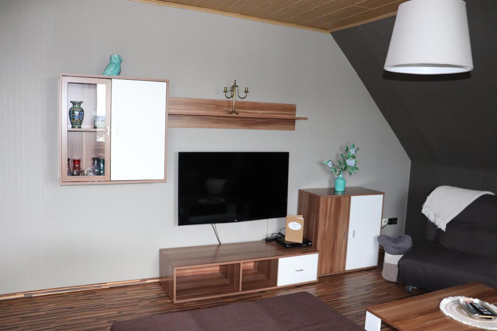 Pension Und Apartment Landhaus Fricke Calden Exterior photo